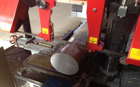 松滋卧式带锯床加工时出现明显振荡如何排查？